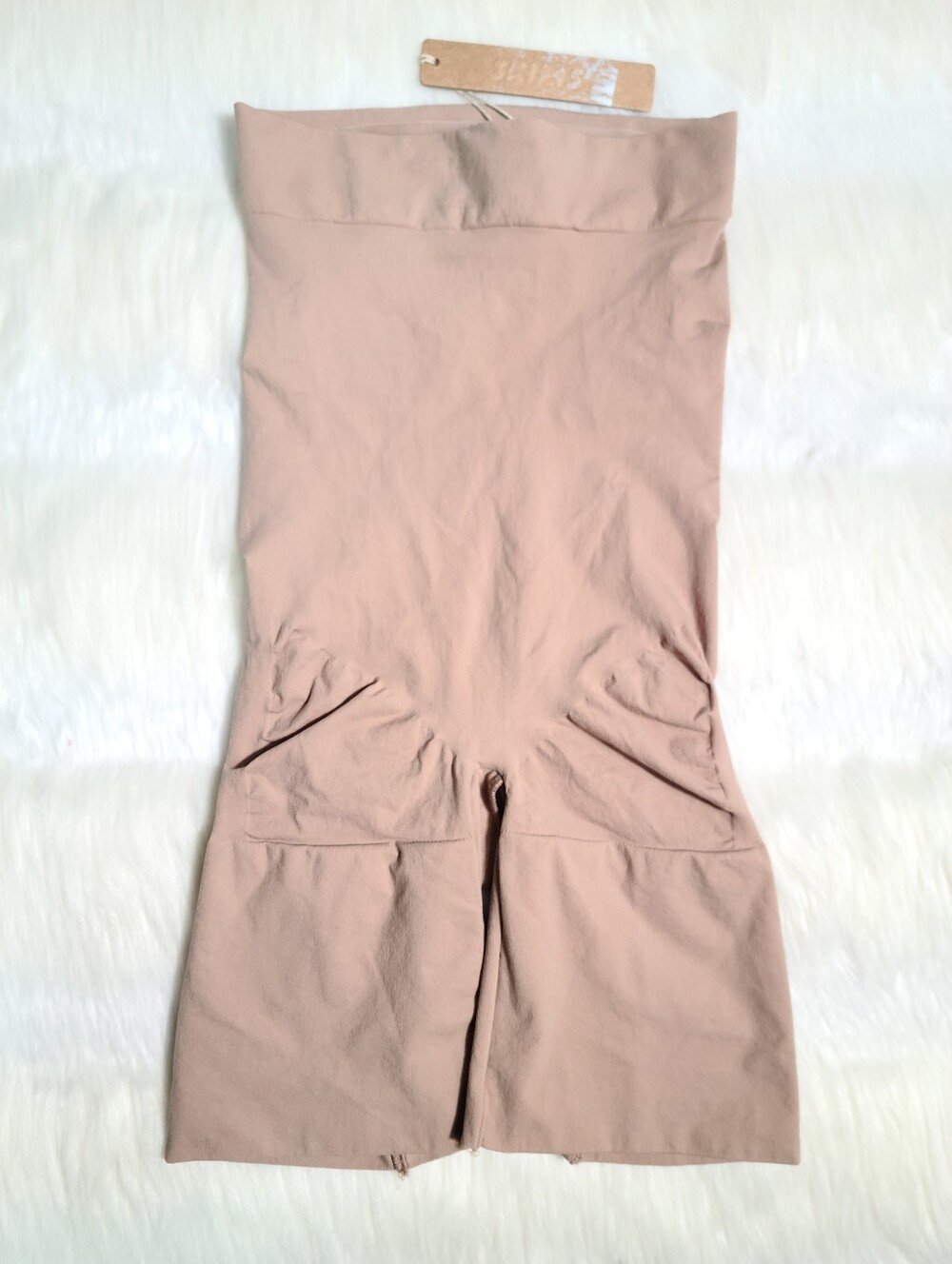 SKIMS Sheer Seamless Mid Thigh Shorts Sienna Women Medium NEW
